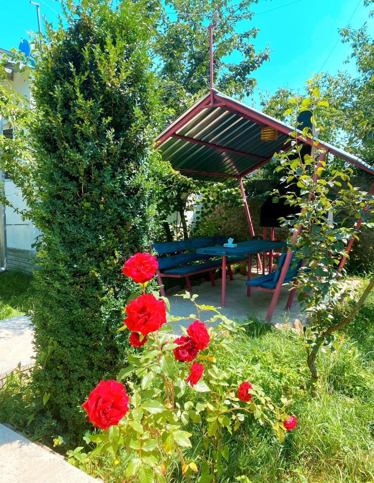 Green Garden B&B Дилижан Экстерьер фото
